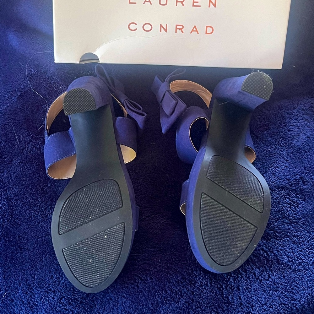 Lauren Conrad Navy Blue Block Heel with Bow - Picture 3 of 3